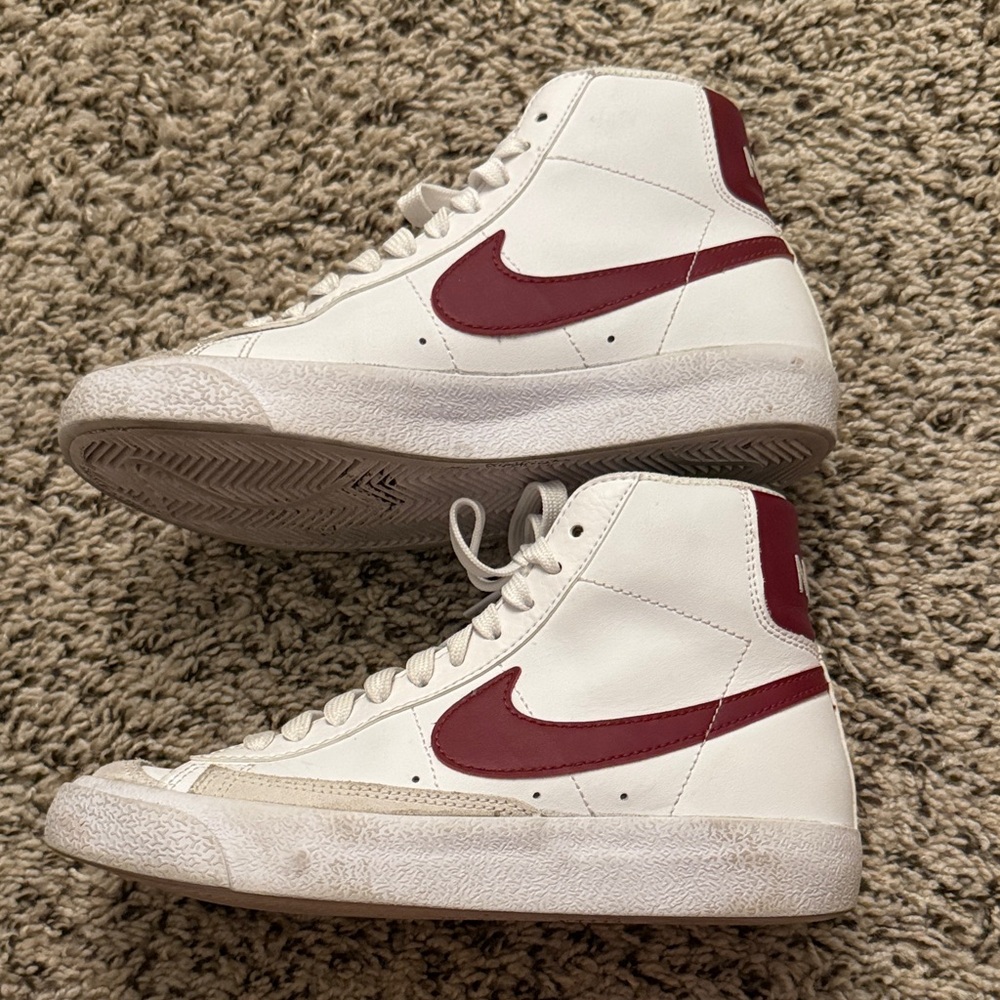 Nike Blazer mid 77 size 3.5Y
